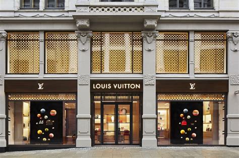 ou se trouve les usines louis vuitton|les articles de louis vuitton.